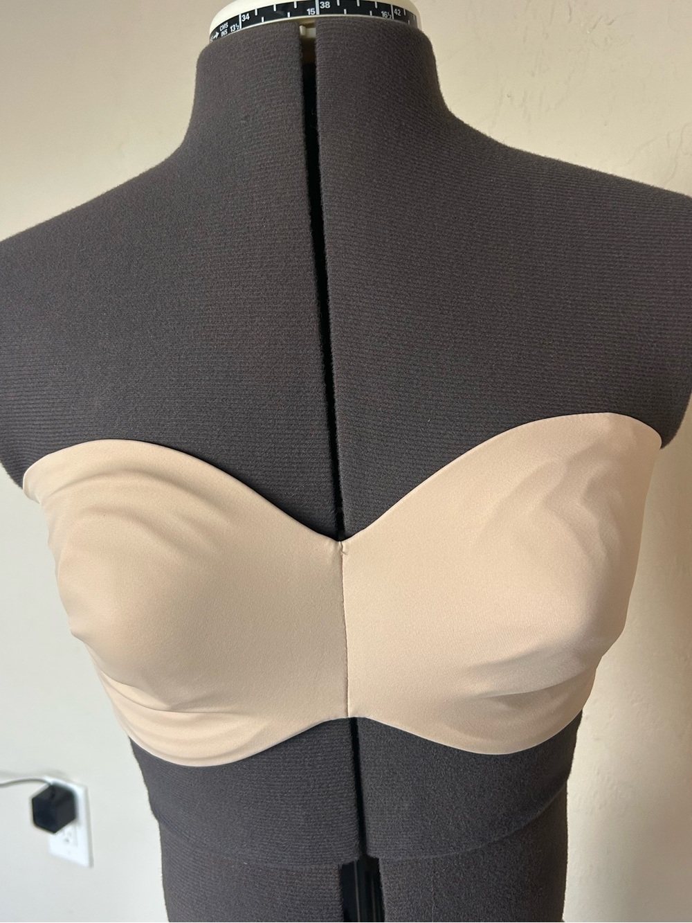 Nwt DELIMIRA Strapless Bra Underwire 34D Beige (1907)